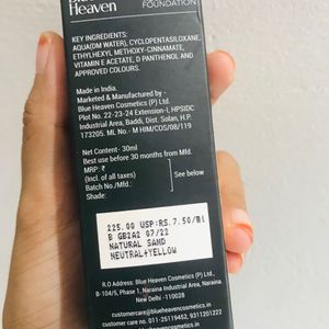 Blue Heaven Hyper Matte Foundation (Natural Sand)