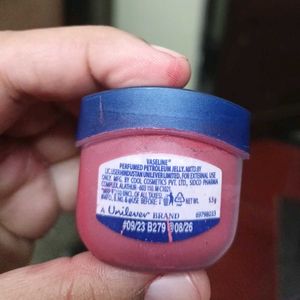 Vaseline Tinted Lipbalm