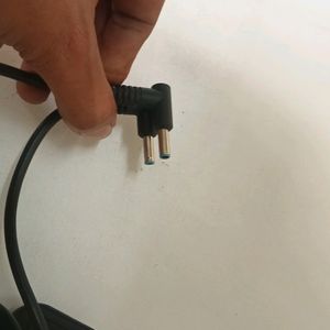 2 HP LAPTOP CHARGER NEW AND ORIGINAL