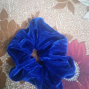 1 Piece Velvet Scrunchie