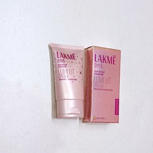 Lakme Lumi LIT Cream