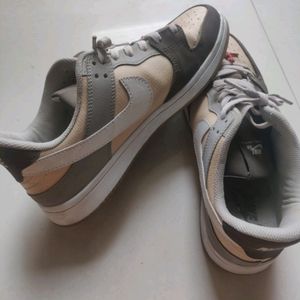 Nike Sneakers!