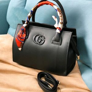 Ladies Hand Bag