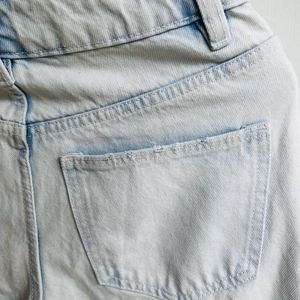 Urbanic Ripped Wide Jeans