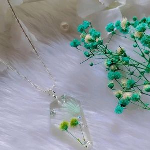 Flower Pendent