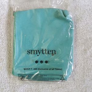 Smytten Clutches