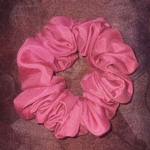 Fashionable Women Hair Scrunchies