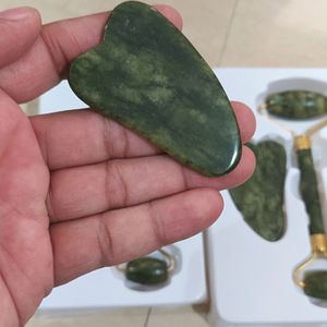 New JADE ROLLER AND GUA SHA STONE  Set Of 2