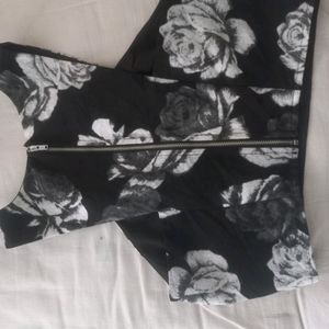 Black DOTTI crop Top With White Grey Flowers