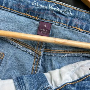 Gloria Vanderbilt Regular Jeans