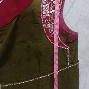 Designer Wedding Saree With Stitched Blouse