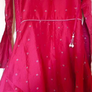 Red Chudidhar Top