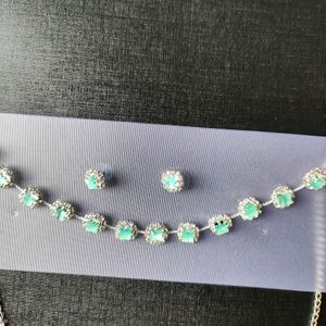 Green AD Necklace Set With Earings