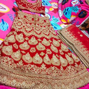 Bridal lehnga