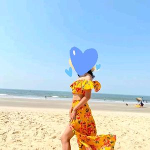 🏖️ Berrylush Yellow Floral 2-Piece Set