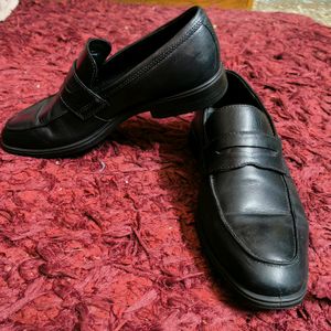 Authentic "Ecco" Mens Metropole Shoes