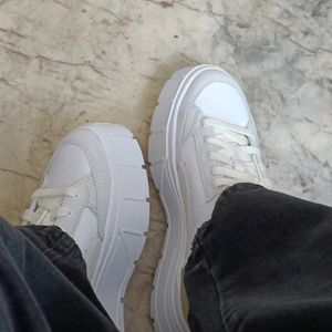 Original Puma Mayze Stack Luxe Sneaker(Negotiable)