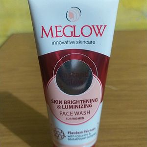 Meglow Skin Brightening & Luminizing Face Wash