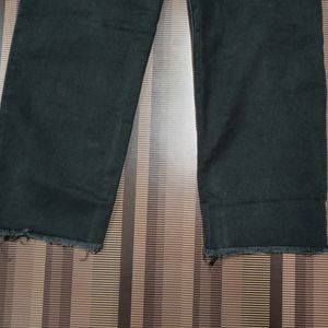 V-101 Size-32 Straight Women Denim Jeans