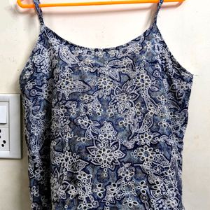 Chic Blue Summer Top with Floral Embroidery Cutout