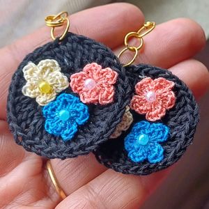 Black Base Flowers Earrings