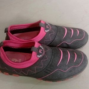 Girls Trendy Shoes