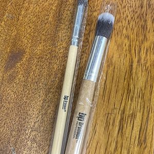 Makeup Brushes