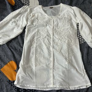 White Embroidered Tunic Style Top- Bust 34- Unused