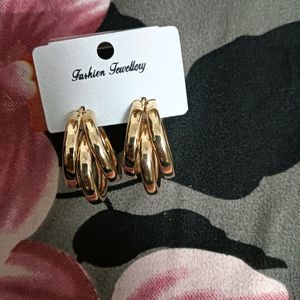 4 Pair Earrings