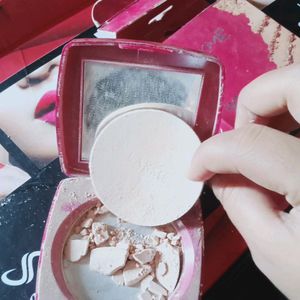 Lakme Compact Powder