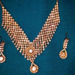 Golden Jewellery Set