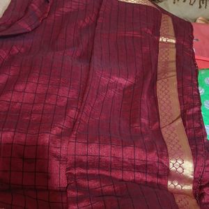 Woman Maroon  Silk Saree