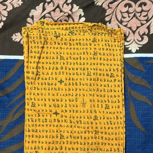 Shatranj Hindi Lipi Printed Kurta