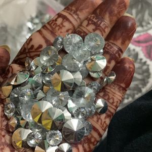 100 Grams Diamond Beads