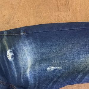 Unused Branded Kanva Torn Jeans Buyed In Showroom