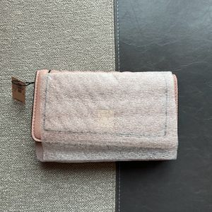 VS Wristlet Wallet