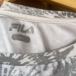 FILA CROPPED SWEATSHIRT