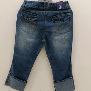 3/4 Ladies Jeans