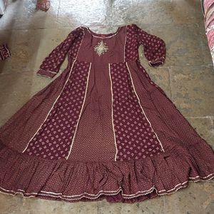 Maroon Golden Printed Ethnic Kurti