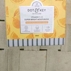 Dot Nd Key Vitamin c E Face Moisturizer New Sealed