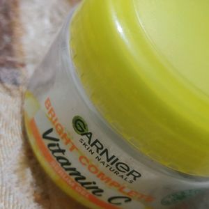 Garnier Bright Complete Serum Gel