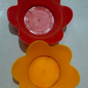 Flower Shape Plastic Bowls