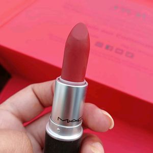 Mac Lipstick ~ Chilli