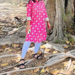 Pink Colour Kurti