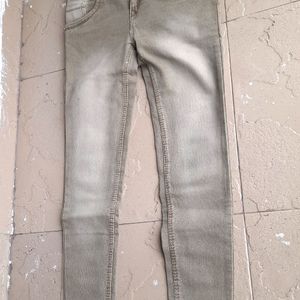 light Olive green skinny jeans new