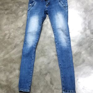 skinny hispter jeans