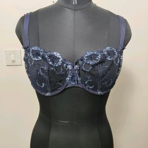 Flower Applique Lacy Intimate Bra