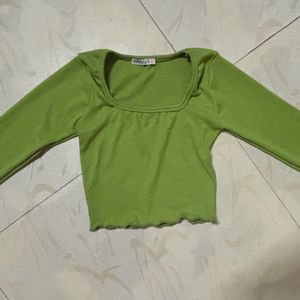 Green Crop Top With Full Sleeves