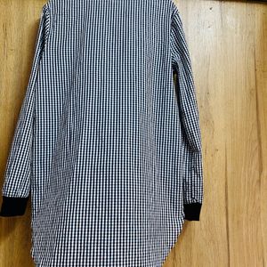 Stylish Black And White Check Patch Work Shrug