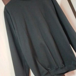 L size Black T Shirt